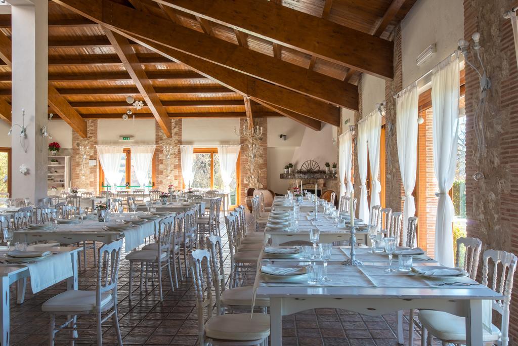 Valle Dell'Aquila Country House Hotel Settefrati Bagian luar foto