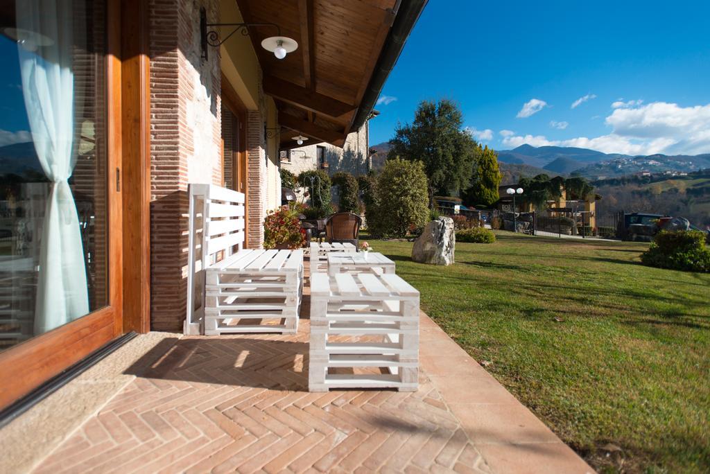 Valle Dell'Aquila Country House Hotel Settefrati Bagian luar foto